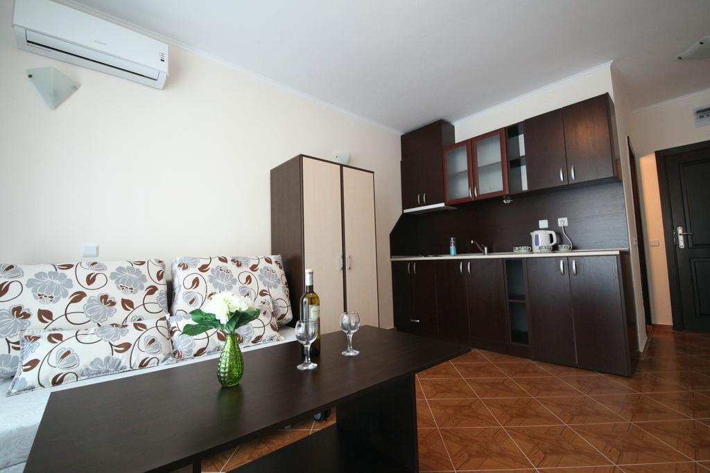 Saint Elena Apartcomplex Sunny Beach Exterior photo